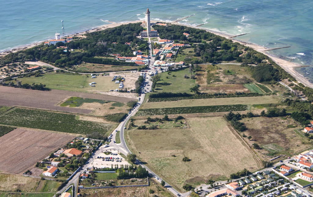 PHYTOLAB_Saint-Clement_phare-baleines_photo02