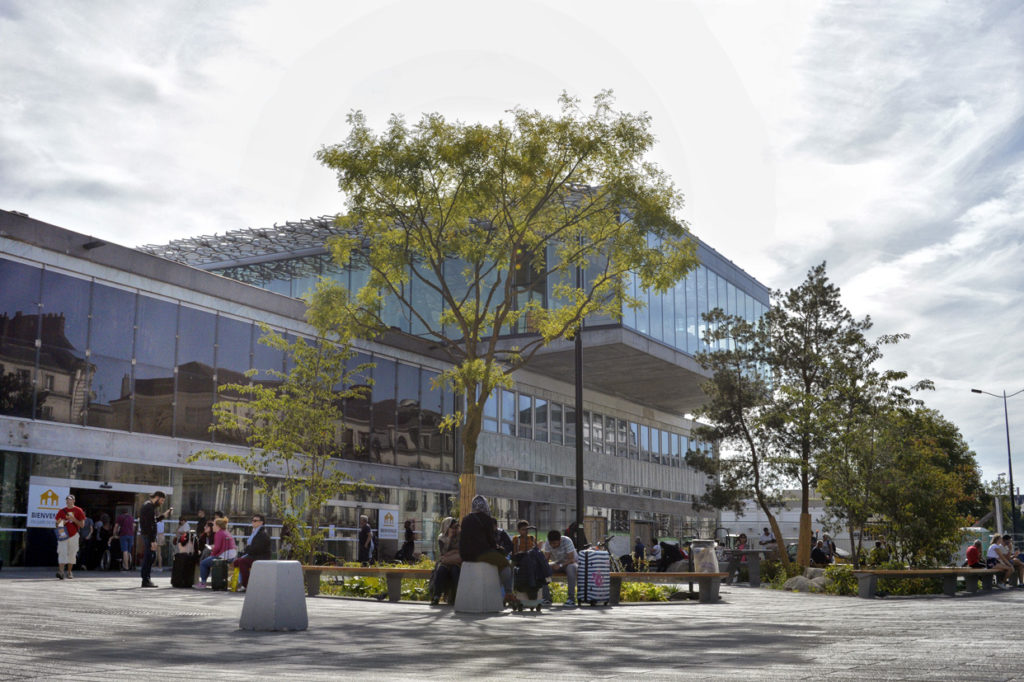 phytolab_nantes-parvis-gare-accueil