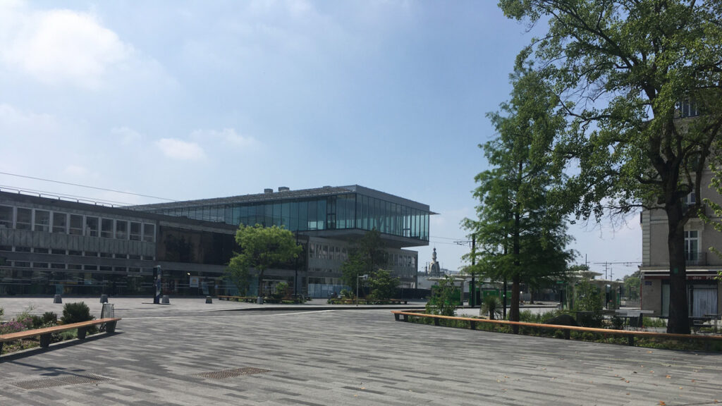 phytolab_Nantes-Gare-nord-parvis02-juin2020