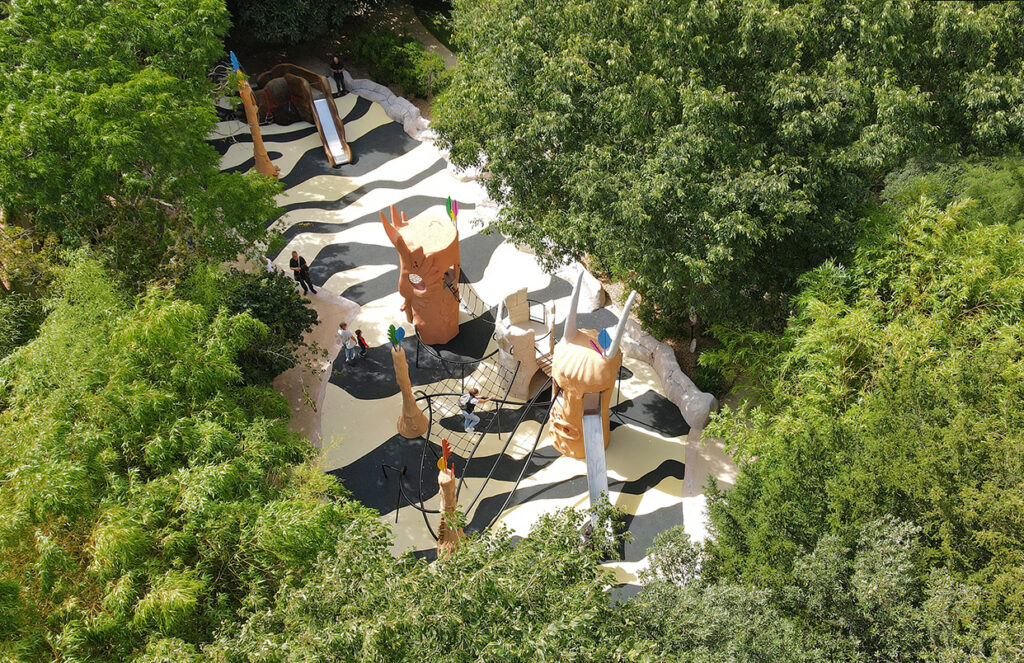 La Rochelle, aire de jeux du jardin des plantes  phytolab